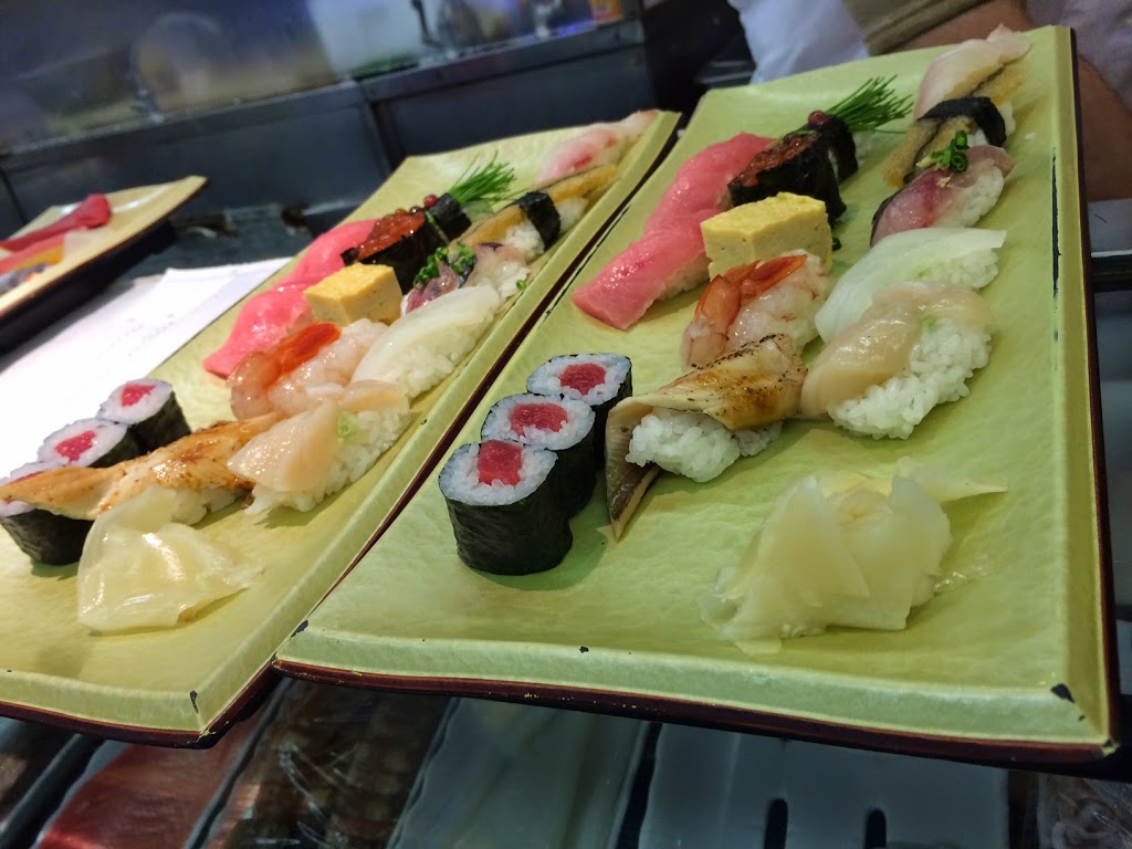 Tsukiji Sushi