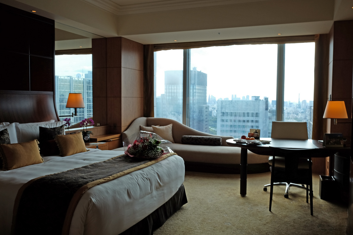 Room-at-Shangri-La-Tokyo
