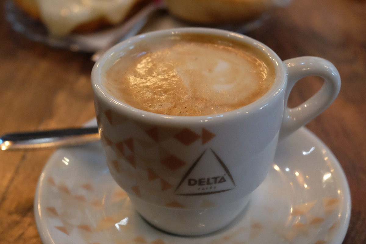 Coffee at La Baronesa Triana Sevilla
