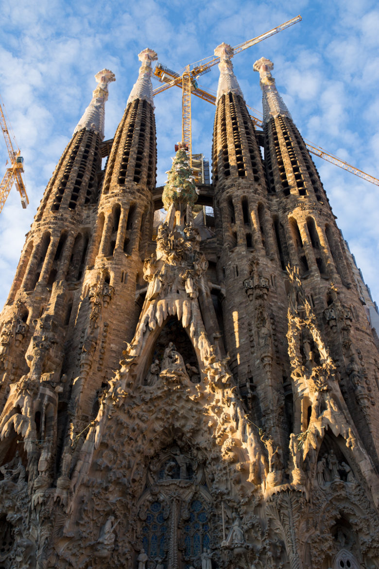 Sagrada Familia The Icon of Barcelona | TiptoeingWorld