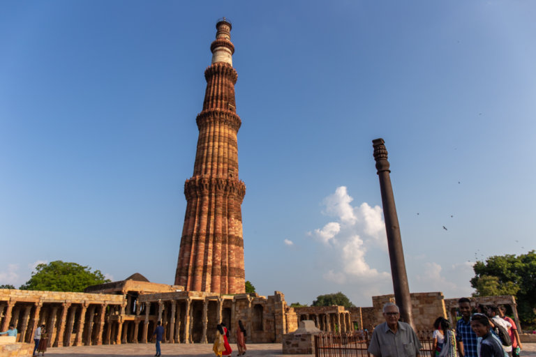 A Guide to Qutub Minar : Delhi's Must See Place | TiptoeingWorld